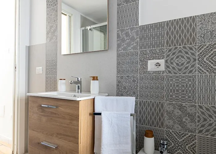 Vac E Veng Неаполь