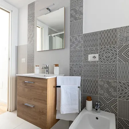 Vac E Veng Νάπολη