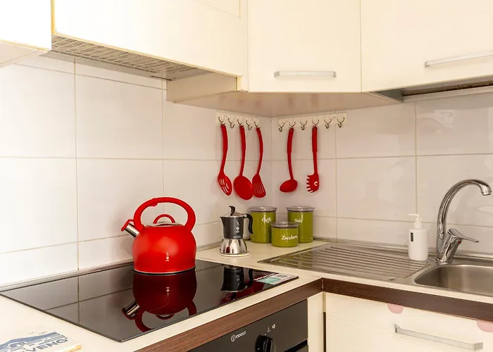 Vac E Veng נאפולי